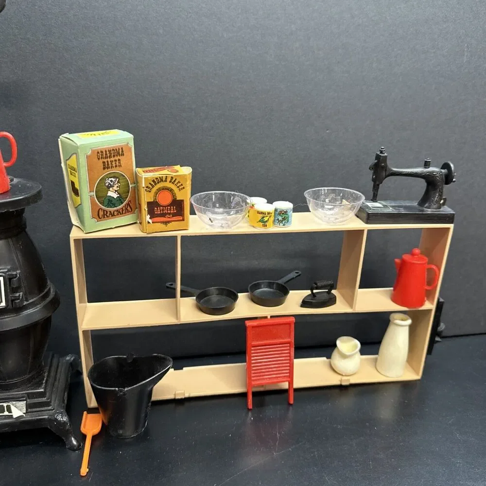 Vintage 1975 Ideal Jody And Her General Store Play Set